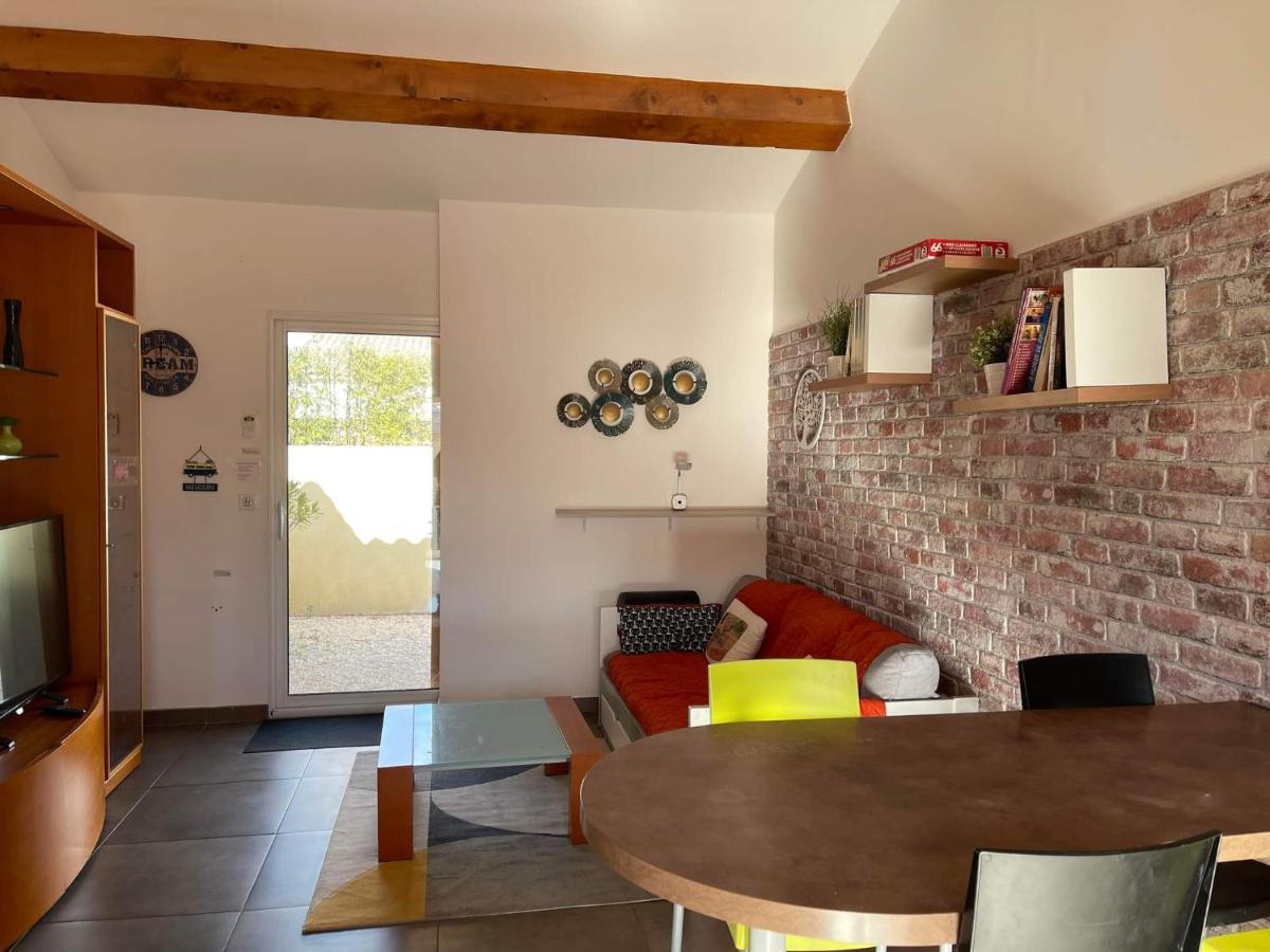Maison F2, Neuve Au Calme Avec Jardinet La Crau Εξωτερικό φωτογραφία